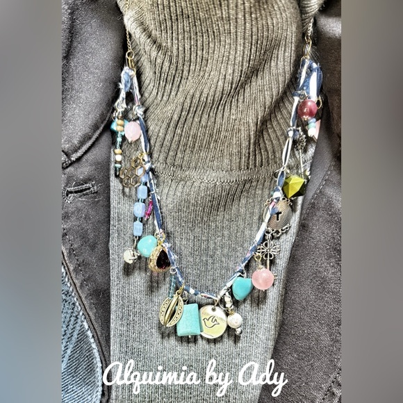 Charms multi layered statement bandanna necklace with turquoise - Picture 2 of 7